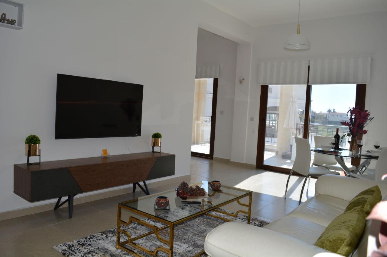 Eleona'S Royal Gardens By Yiota - Luxury 2 Bed Apartment In Exclusive Complex Peyia Exterior foto
